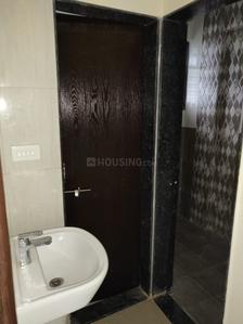 Bathroom Image of 692 Sq.ft 1 BHK Apartment / Flat for sale in Kaka Homes, Rahatani Pune for Rs. 6500000