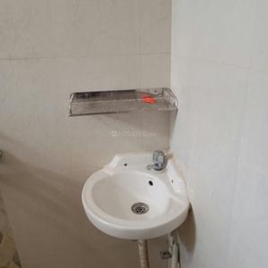 Bathroom Image of 750 Sq.ft 2 BHK Builder Floor for rent in Danapur Patna for Rs. 10000