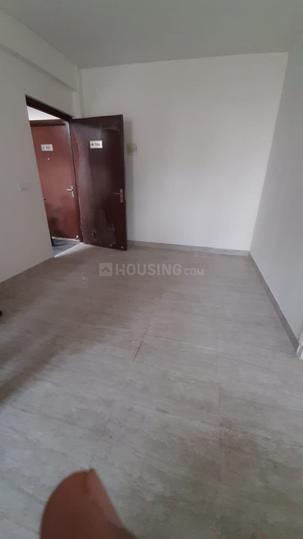 Pyramid Emerald Estate Main Image 1