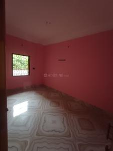 Bedroom Image of 620 Sq.ft 2 BHK Builder Floor for rent in Patuli Kolkata for Rs. 10000