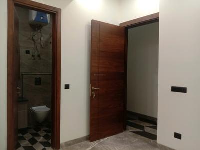 Bedroom Image of 1620 Sq.ft 3 BHK Builder Floor for sale in East Of Kailash New Delhi for Rs. 46500000
