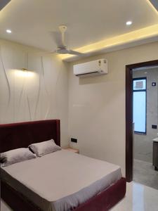 Bedroom Image of 550 Sq.ft 1 RK Independent House for rent in Ambience Lagoon, DLF Phase 3 Gurgaon for Rs. 29000
