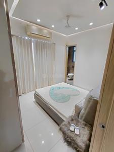 Bedroom Image of 855 Sq.ft 3 BHK Apartment / Flat for rent in A Shridhar Kaveri Pratham, Shilaj Ahmedabad for Rs. 32000