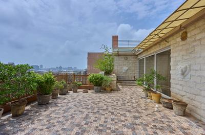 Image of 7200 Sq.ft 6 BHK Penthouse for sale in Ratnaakar BeauMonde, Jodhpur, Ahmedabad for Rs. 105000000
