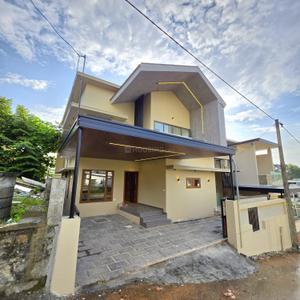 Image of 2400 Sq.ft 4 BHK Independent House for sale in Kalamassery, Kochi for Rs. 15000000