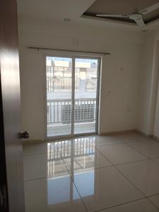 Bedroom Image of 700 Sq.ft 2 BHK Apartment / Flat for rent in Uma Silver Oak, Harni Vadodara for Rs. 18000