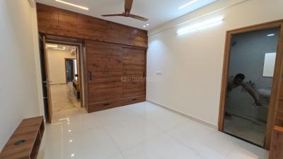 Bedroom Image of 2100 Sq.ft 3 BHK Apartment / Flat for rent in Benson Town Bengaluru for Rs. 75000