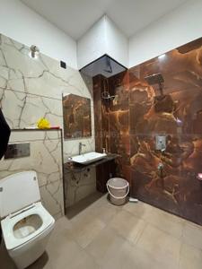 Bathroom Image of 900 Sq.ft 3.5 BHK Independent House for sale in Hi-Link City Extension, Chhota Bangarda Indore for Rs. 12200000