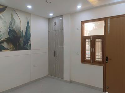 Bedroom Image of 1350 Sq.ft 4 BHK Apartment / Flat for sale in Sector 24 Rohini New Delhi for Rs. 11500000