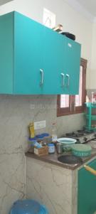 Kitchen Image of 975 Sq.ft 1 BHK Builder Floor for rent in Kanwali Dehradun for Rs. 9000