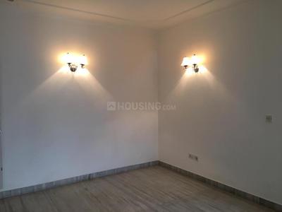 Bedroom Image of 2763 Sq.ft 3 BHK Builder Floor for rent in Panchsheel Park New Delhi for Rs. 120000