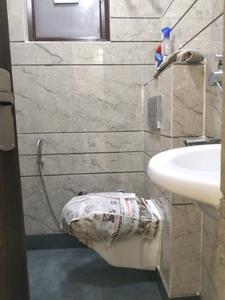 Common Bathroom Image of 800 Sq.ft 2 BHK Apartment / Flat for sale in Vikaspuri New Delhi for Rs. 9000000