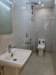Common Bathroom Image of 810 Sq.ft 3 BHK Apartment / Flat for sale in Dwarka Mor New Delhi for Rs. 5500000