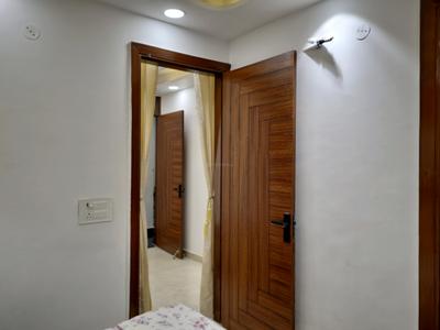 Bedroom Image of 600 Sq.ft 2 BHK Apartment / Flat for sale in Dwarka Mor New Delhi for Rs. 3800000