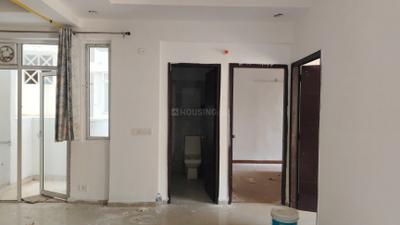 Living Room Image of 610 Sq.ft 2 BHK Apartment / Flat for sale in Prateek Grand City, Siddharth Vihar Ghaziabad for Rs. 6600001
