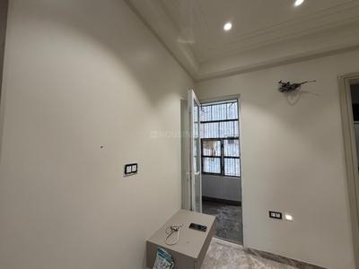 Bedroom Image of 1426 Sq.ft 3 BHK Builder Floor for sale in Mukherjee Apartment, Mukherjee Nagar New Delhi for Rs. 24000000