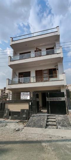 Sector 62 More Images 1