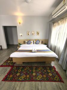 Bedroom Image of 4000 Sq.ft 7 BHK Builder Floor for rent in Kahilipara Guwahati for Rs. 90000