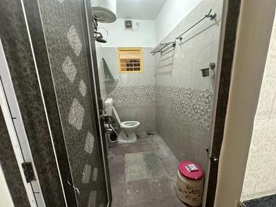 Bathroom Image of 1200 Sq.ft 2 BHK Builder Floor for rent in Electronic City Bengaluru for Rs. 32000
