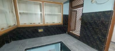 Bathroom Image of 1000 Sq.ft 2 BHK Independent House for rent in Barra Kanpur for Rs. 12000