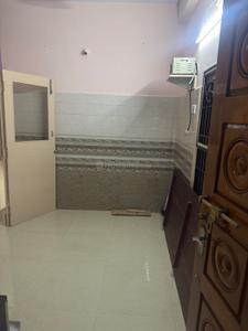 Bedroom Image of 850 Sq.ft 2 BHK Apartment / Flat for rent in Mylapore Chennai for Rs. 26000