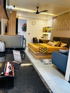 1 RK Studio
