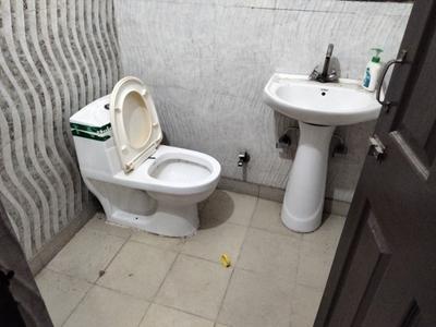 Image of 900 Sq.ft 2 BHK Builder Floor for rent in Indirapuram, Ghaziabad for Rs. 20000