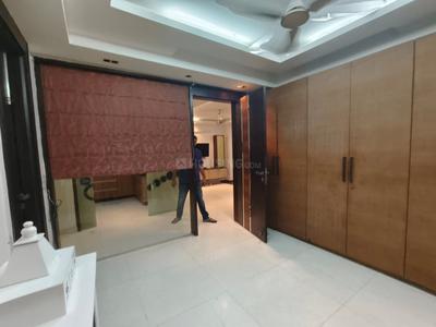 Bedroom Image of 1800 Sq.ft 3 BHK Builder Floor for rent in Vivek Vihar New Delhi for Rs. 65000