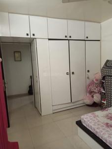 Bedroom Image of 1100 Sq.ft 2 BHK Apartment / Flat for rent in Kalyani Nagar Pune for Rs. 40000