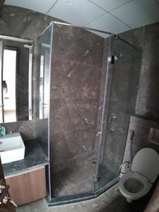 Bathroom Image of 1750 Sq.ft 3 BHK Builder Floor for rent in Trehan Luxury Floors, Sector 67 Gurgaon for Rs. 55000