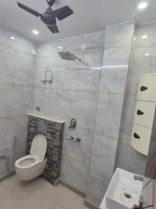 Image of 1100 Sq.ft 3 BHK Builder Floor for rent in Preet Vihar, New Delhi for Rs. 32000