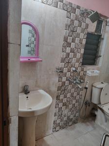 Image of 840 Sq.ft 2 BHK Apartment / Flat for rent in Mk Panchsheel Vatika, Birati, Kolkata for Rs. 16000