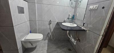 Bathroom Image of 1500 Sq.ft 1 RK Apartment / Flat for rent in Vijay Nagar Indore for Rs. 14500