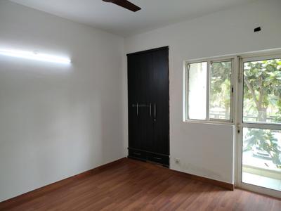 Bedroom Image of 1565 Sq.ft 3 BHK Apartment / Flat for sale in Paras Tierea, Sector 137 Noida for Rs. 12700000