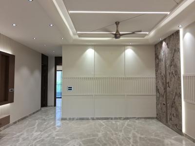 Living Room Image of 2250 Sq.ft 4 BHK Builder Floor for sale in New Builder Floors, Paschim Vihar New Delhi for Rs. 45000000