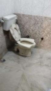 Bathroom Image of 900 Sq.ft 3 BHK Builder Floor for sale in Laxmi Nagar New Delhi for Rs. 5500000