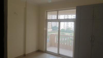 Bedroom Image of 1835 Sq.ft 3.5 BHK Apartment / Flat for sale in Amrapali Silicon City, Sector 76 Noida for Rs. 18600000