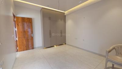 Bedroom Image of 2400 Sq.ft 4 BHK Builder Floor for sale in Sector 102 Gurgaon for Rs. 40000000
