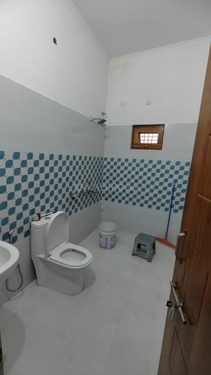 Govind Vihar Bathroom 1