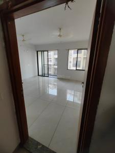 Hall Image of 1305 Sq.ft 2 BHK Apartment / Flat for rent in Jagatpur Ahmedabad for Rs. 21000