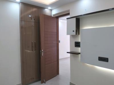 Bedroom Image of 1100 Sq.ft 3 BHK Apartment / Flat for sale in Vikaspuri New Delhi for Rs. 15000000