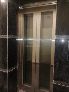 Image of 640 Sq.ft 1 RK Studio for rent in Sector 17, Gurgaon for Rs. 25000