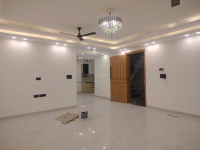 Living Room Image of 2000 Sq.ft 4 BHK Builder Floor for rent in Freedom Fighters Enclave New Delhi for Rs. 70000