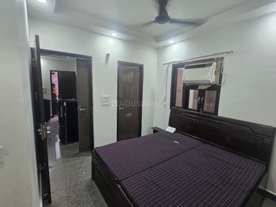 Bedroom Image of 500 Sq.ft 1 BHK Builder Floor for rent in Trivani Apartment, Jhilmil Colony New Delhi for Rs. 18000