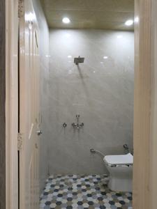 Bedroom One Image of 1350 Sq.ft 3 BHK Builder Floor for sale in Indirapuram Ghaziabad for Rs. 10500000