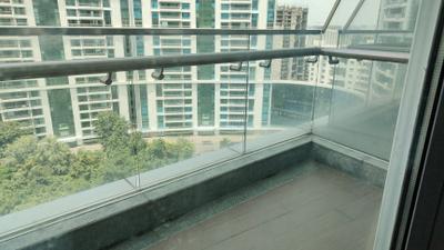 Balcony Image of 5200 Sq.ft 4.5 BHK Apartment / Flat for sale in Panchshil Yoopune, Magarpatta City Pune for Rs. 110000000
