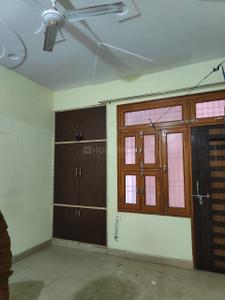 Bedroom Image of 1200 Sq.ft 3.5 BHK Apartment / Flat for rent in Swarna Jayanti Nagar Aligarh for Rs. 11500
