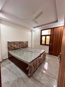 Bedroom Image of 600 Sq.ft 2 BHK Builder Floor for sale in Govindpuri New Delhi for Rs. 4500000