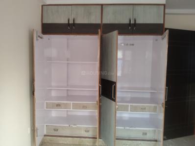 Bedroom Image of 826 Sq.ft 2 BHK Builder Floor for rent in Preet Vihar New Delhi for Rs. 16000