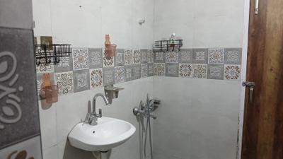 Image of 1800 Sq.ft 3 BHK Builder Floor for rent in Safdarjung Enclave, New Delhi for Rs. 75000